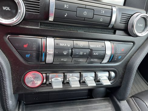 Certified 2022 Ford Mustang Premium RWD image 13