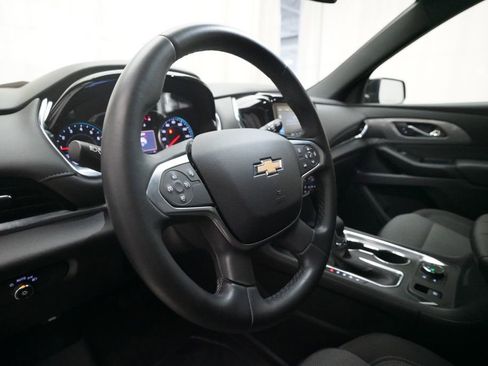 Used 2023 Chevrolet Traverse LT w/ LPO, Floor Liner Package AWD/4WD image 8
