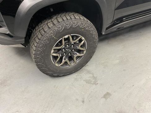 New 2026 Chevrolet Colorado ZR2 AWD/4WD image 4
