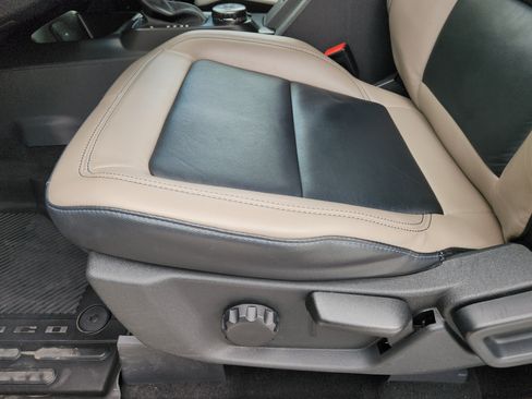 Used 2023 Ford Bronco Wildtrak AWD/4WD image 26