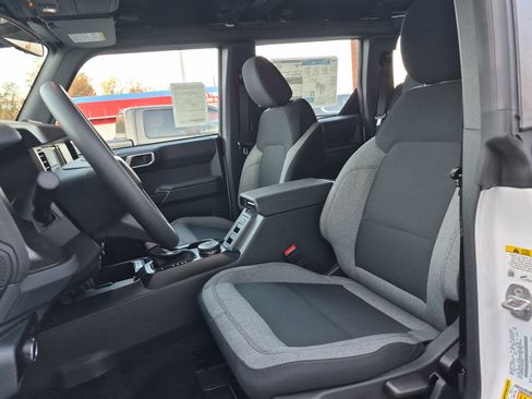 New 2025 Ford Bronco 4-Door w/ Sasquatch Package image 10