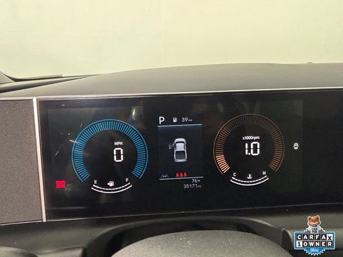 Used 2025 Hyundai Santa Cruz SEL AWD/4WD image 25