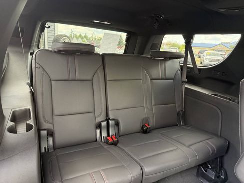 Used 2025 Chevrolet Suburban RST w/ Comfort Package AWD/4WD image 52