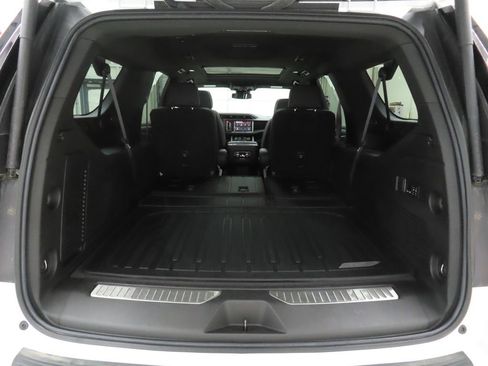 Used 2023 GMC Yukon XL Denali w/ LPO, Floor Liner Package AWD/4WD image 22