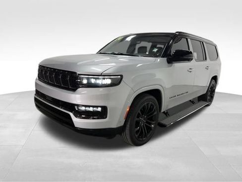 Used 2024 Jeep Grand Wagoneer L Series II w/ Quick Order Packagew 28T AWD/4WD image 2