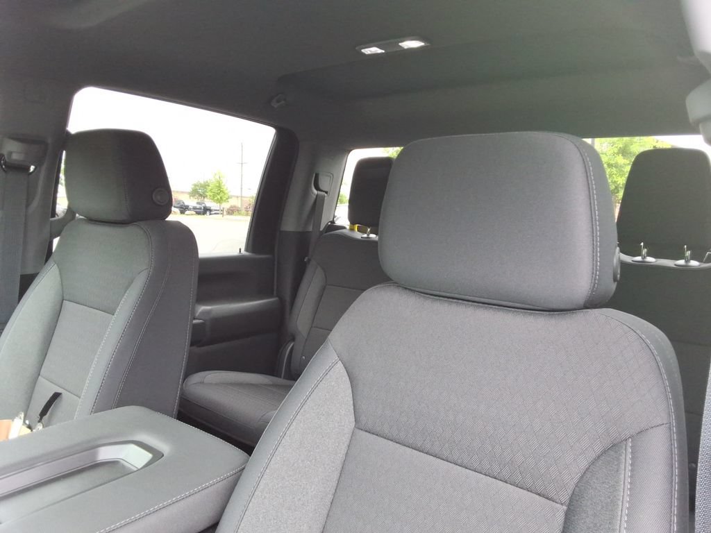 New 2026 Chevrolet Silverado 2500 Custom w/ Custom Value Package AWD/4WD image 21