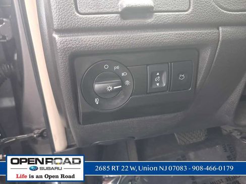 Used 2012 Ford Fusion SEL FWD image 28