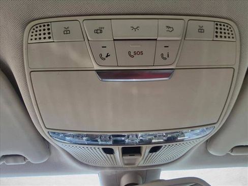 Used 2018 Mercedes-Benz C 300 4MATIC Sedan image 12