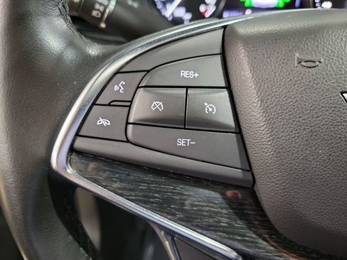Used 2023 Cadillac XT5 Premium Luxury w/ Technology Package FWD image 11