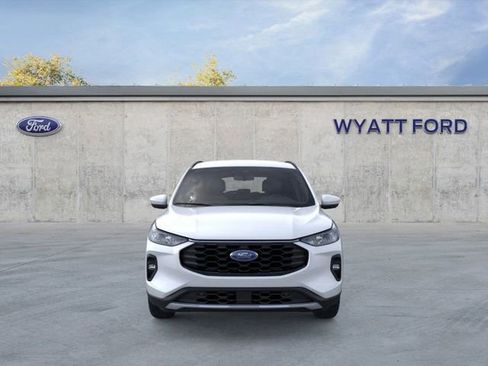 New 2026 Ford Escape ST-Line Select w/ Class II Trailer Tow Package image 7