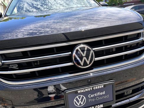 Certified 2024 Volkswagen Tiguan SEL R-Line AWD/4WD image 30