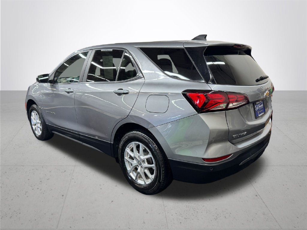 Used 2024 Chevrolet Equinox LT AWD/4WD image 4