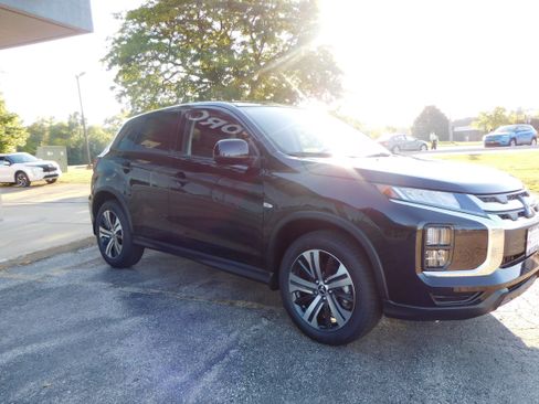 New 2025 Mitsubishi Outlander Sport ES image 6