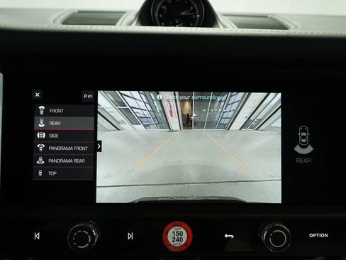Certified 2026 Porsche Macan AWD/4WD image 20