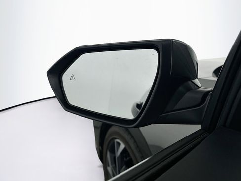 Used 2025 Hyundai Elantra SEL image 16