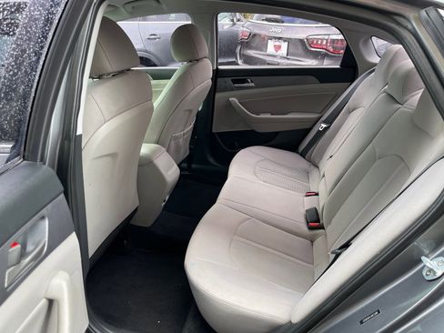 Used 2018 Hyundai Sonata SEL w/ Cargo Package image 13