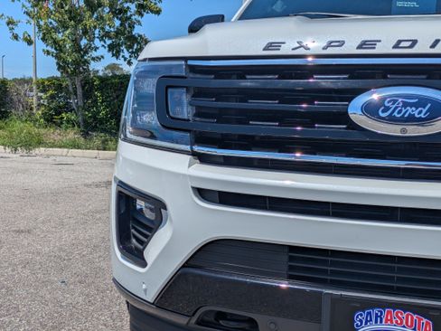 Certified 2021 Ford Expedition Limited AWD/4WD image 10