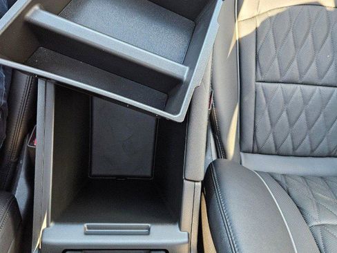 Used 2024 Buick Enclave Avenir w/ Avenir Technology Package image 16