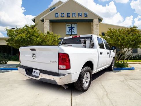 Used 2022 RAM 1500 Tradesman w/ Chrome Appearance Group AWD/4WD image 6