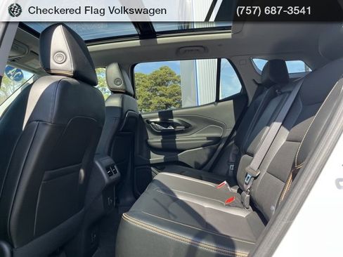 Used 2024 GMC Terrain AT4 image 31