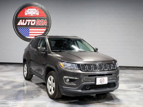 Used 2021 Jeep Compass Latitude w/ Driver Assistance Group image 1