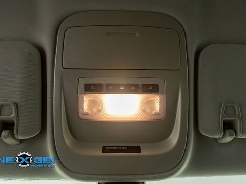 Used 2022 GMC Canyon AT4 AWD/4WD image 23