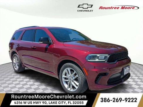 Used 2024 Dodge Durango GT RWD image 1