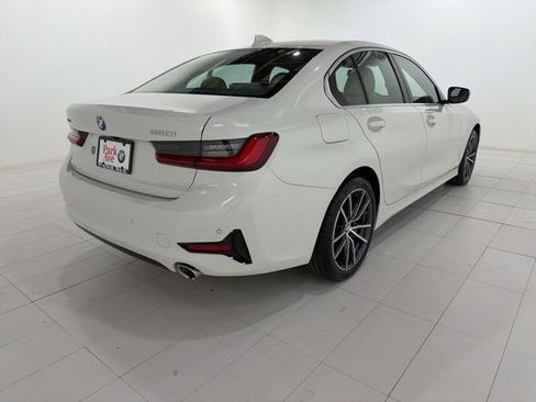 Used 2019 BMW 330i xDrive Sedan w/ Convenience Package AWD/4WD image 5