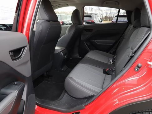 Used 2024 Subaru Crosstrek 2.0i Premium image 18