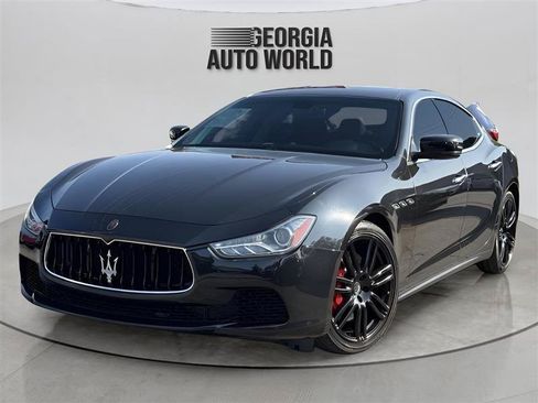 Used 2015 Maserati Ghibli RWD image 3