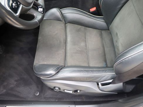 Used 2018 Volvo XC60 T5 R-Design w/ Convenience Package image 16