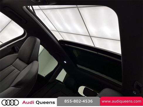 Used 2025 Audi Q6 e-tron Premium Plus image 10
