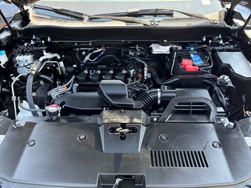 Used 2025 Honda CR-V LX image 27