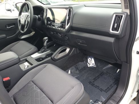New 2026 Nissan Frontier SV w/ SV Convenience Package RWD image 28