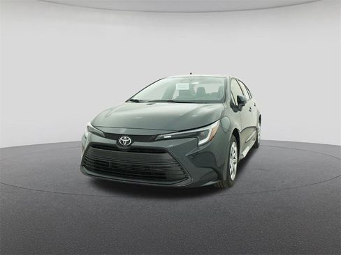 New 2026 Toyota Corolla LE image 32