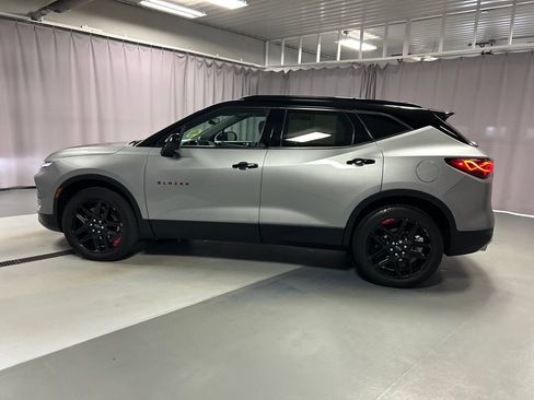 Used 2023 Chevrolet Blazer LT w/ Convenience Package FWD image 4