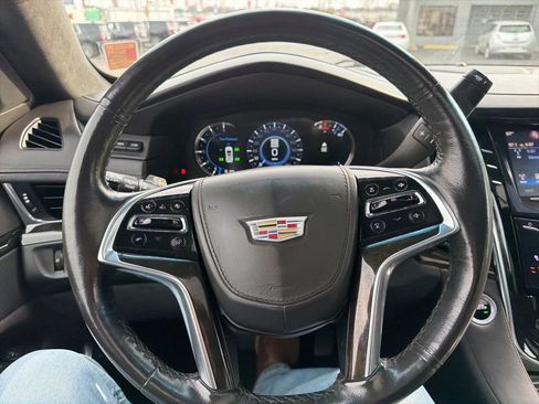 Used 2017 Cadillac Escalade ESV Platinum image 22