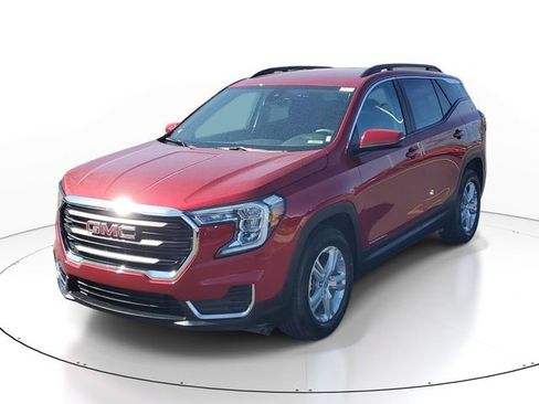 Certified 2023 GMC Terrain SLE w/ Driver Convenience Package FWD image 2