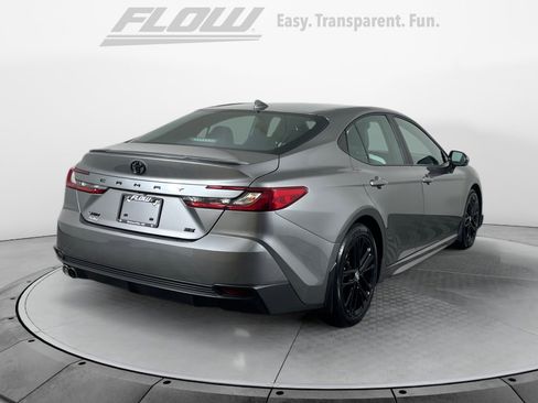 Certified 2025 Toyota Camry SE image 8