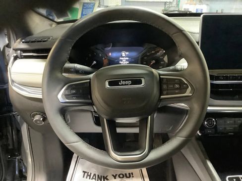 Used 2023 Jeep Compass Limited AWD/4WD image 19