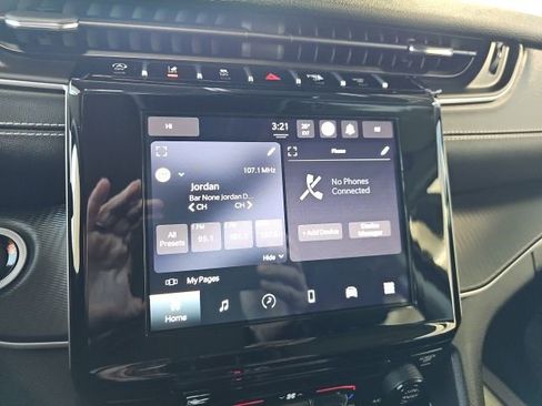 Certified 2023 Jeep Grand Cherokee L Laredo image 20