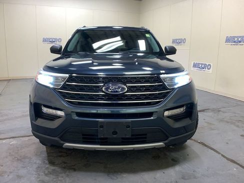 Used 2024 Ford Explorer XLT w/ Equipment Group 202A AWD/4WD image 45