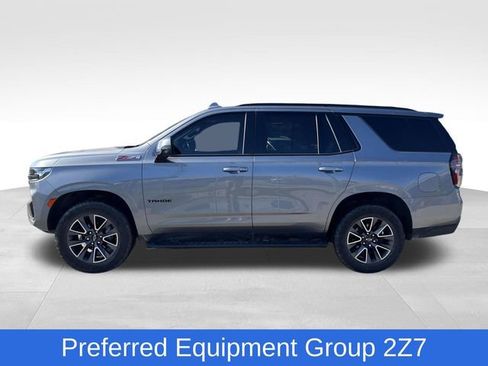Used 2022 Chevrolet Tahoe Z71 w/ Luxury Package image 2
