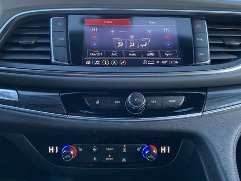 Used 2023 Buick Enclave Essence image 25