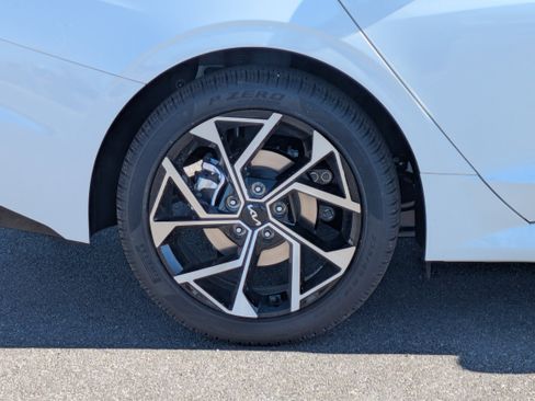New 2026 Kia K5 EX FWD image 10