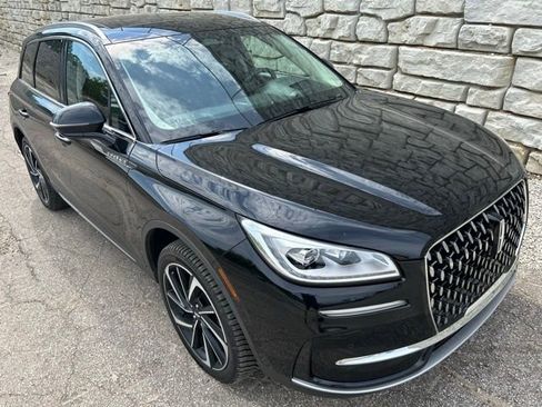 Used 2023 Lincoln Corsair Reserve w/ Equipment Group 202A AWD/4WD image 7