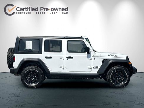 Used 2023 Jeep Wrangler Unlimited AWD/4WD image 3