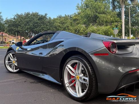 Used 2019 Ferrari 488 Spider RWD image 45