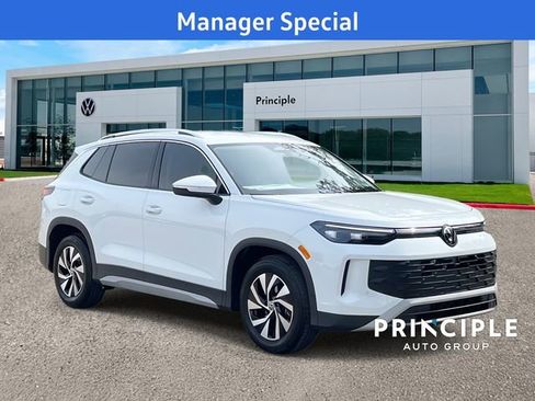 New 2026 Volkswagen Tiguan S FWD image 2