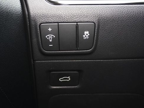 Used 2025 Kia K5 LXS FWD image 13